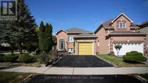 836 AVOCADO CRESCENT | Mississauga Ontario | Slide Image Two