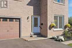 43 FRANCA CRESCENT | Toronto Ontario | Slide Image Three