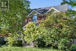 132 THE KINGSWAY | Toronto Ontario | Slide Image Three