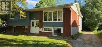 65 CARDILL CRESCENT | Waterloo Ontario | Slide Image One