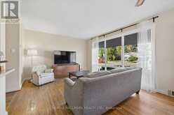 73 DEERFIELD ROAD | Toronto Ontario | Slide Image Ten
