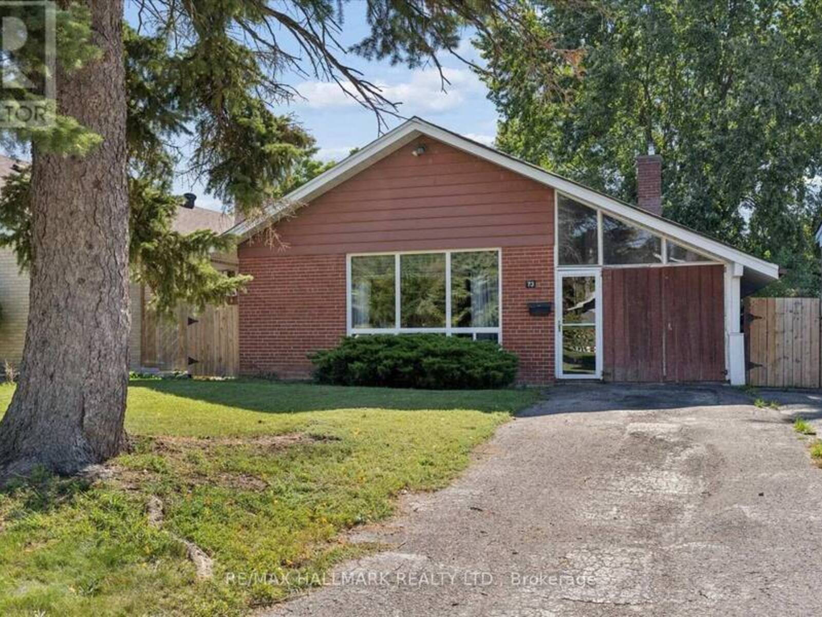 73 DEERFIELD ROAD, Toronto, Ontario M1K 4X2