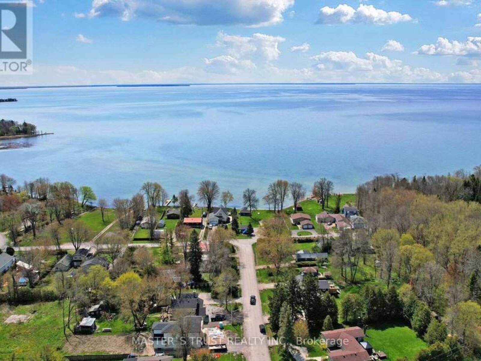 3965 HILLTOP ROAD, Orillia, Ontario L3V 6H7
