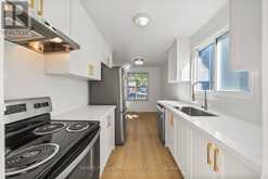 39 D'AMBROSIO DRIVE | Barrie Ontario | Slide Image Nine