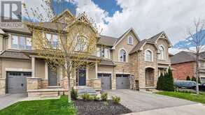 2350 NATASHA CIRCLE | Oakville Ontario | Slide Image Three