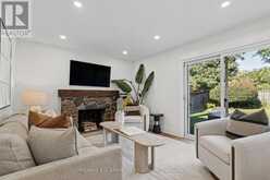 609 CHERRYWOOD DRIVE | Burlington Ontario | Slide Image Twenty