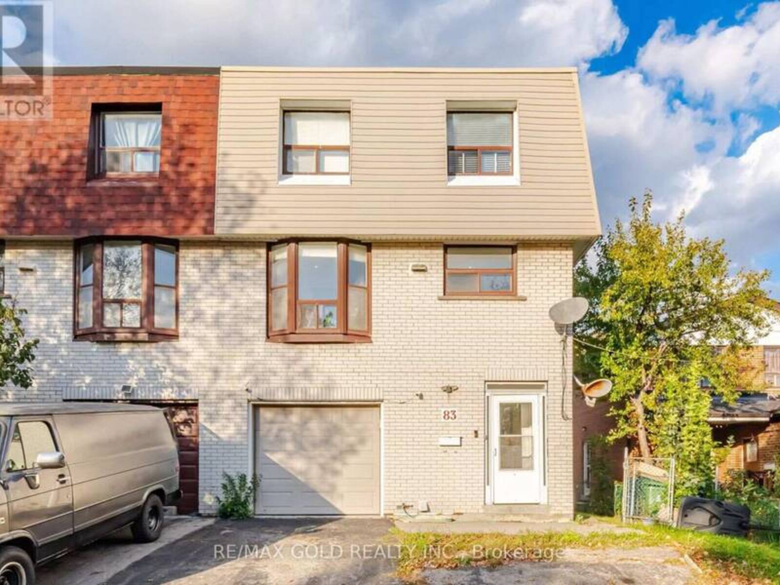 83 CLARION ROAD, Toronto, Ontario M9R 3Y6