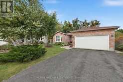 87 MCVEIGH DRIVE | Barrie Ontario | Slide Image Thirty