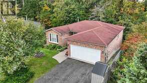 87 MCVEIGH DRIVE | Barrie Ontario | Slide Image Thirty-one