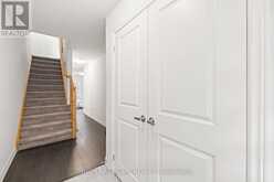 7 RAPIDS LANE | Hamilton Ontario | Slide Image Five