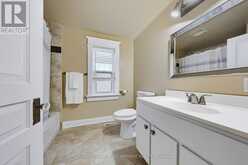 18 LOWREY AVENUE N | Cambridge Ontario | Slide Image Twenty-four