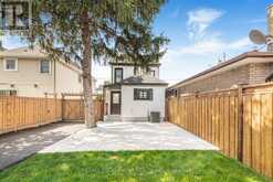 250 ROSSLYN AVENUE N | Hamilton Ontario | Slide Image Forty