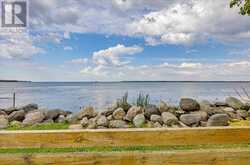 48 ISLE VISTA DRIVE | Georgina Ontario | Slide Image Thirty-eight