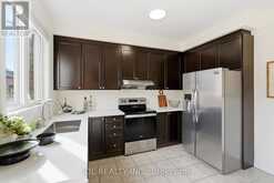15 BEACON POINT STREET | Markham Ontario | Slide Image Twenty-four