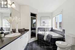 15 BEACON POINT STREET | Markham Ontario | Slide Image Thirty