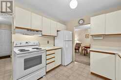 4 BINNIE DRIVE | Springwater Ontario | Slide Image Seven
