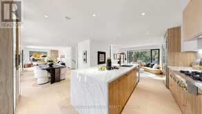 292 STILL'S LANE | Oakville Ontario | Slide Image Seventeen