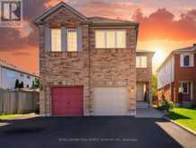 5582 KIMMERIDGE GATE | Mississauga Ontario | Slide Image One