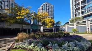 914 - 2083 LAKE SHORE BOULEVARD | Toronto Ontario | Slide Image One