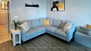 914 - 2083 LAKE SHORE BOULEVARD | Toronto Ontario | Slide Image Nine
