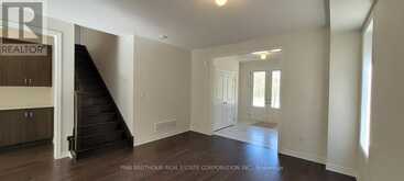 147 DOVEDALE DRIVE | Georgina Ontario | Slide Image Two