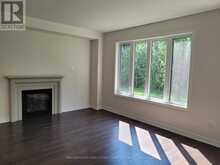 147 DOVEDALE DRIVE | Georgina Ontario | Slide Image Seven