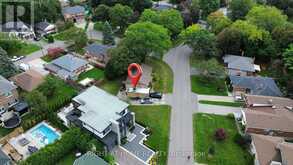 9 APPLEDALE ROAD | Toronto Ontario | Slide Image Twelve
