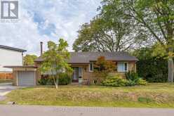 9 APPLEDALE ROAD | Toronto Ontario | Slide Image Three