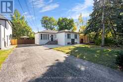 2086 BRIDGE ROAD | Oakville Ontario | Slide Image Three