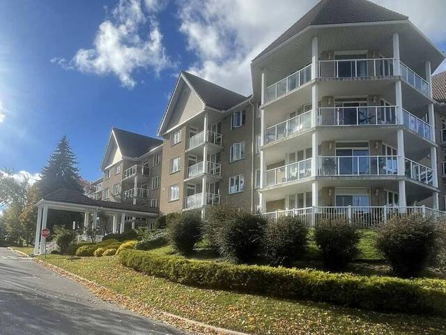 103 - 51 RIVERMILL BOULEVARD Lindsay Ontario, K9V 6E8 - 1 Bedroom Waterfront Condo For Sale