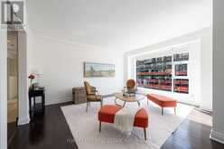 215 - 77 AVENUE ROAD | Toronto Ontario | Slide Image Eight