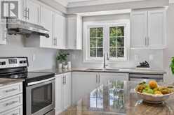 346 DOAK LANE | Newmarket Ontario | Slide Image Eleven