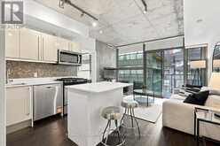 613 - 25 OXLEY STREET | Toronto Ontario | Slide Image Nine