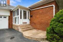305 RENFORTH DRIVE | Toronto Ontario | Slide Image Three