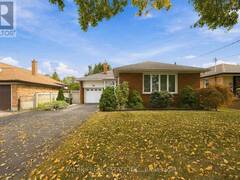 305 RENFORTH DRIVE Toronto Ontario, M9C 2L4