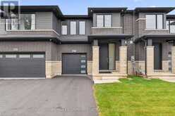 957 CLARE AVENUE | Welland Ontario | Slide Image Two
