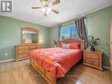 479 HEDDLE CRESCENT | Newmarket Ontario | Slide Image Fifteen