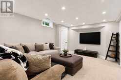111 WHISPERING PINE TRAIL | Aurora Ontario | Slide Image Thirty-three