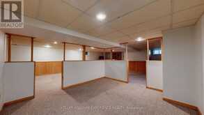 135 CATHERINE STREET W | Gravenhurst Ontario | Slide Image Nineteen