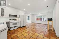 9 EAST ROAD | Toronto Ontario | Slide Image Nine