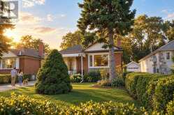 74 CANNON ROAD | Toronto Ontario | Slide Image Thirteen