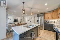 15 CURREN CRESCENT | Tillsonburg Ontario | Slide Image Thirteen