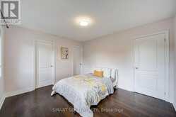 982 WILBUR PIPHER CIRCLE | Newmarket Ontario | Slide Image Twenty-two