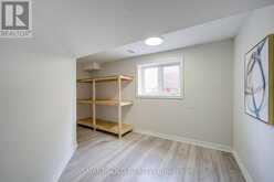 982 WILBUR PIPHER CIRCLE | Newmarket Ontario | Slide Image Thirty-one