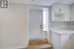 982 WILBUR PIPHER CIRCLE | Newmarket Ontario | Slide Image Thirty-two