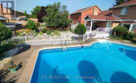 6240 MORETTA DRIVE | Niagara Falls Ontario | Slide Image Six