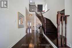 68 OLD FIELD CRESCENT | East Gwillimbury Ontario | Slide Image Two