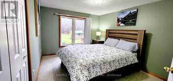 117 FRONT STREET W | Bobcaygeon Ontario | Slide Image Eighteen