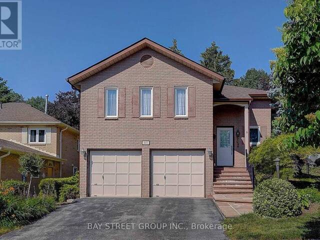 107 CRAWFORD ROSE DRIVE Aurora Ontario, L4G 4S1 - Property For Sale