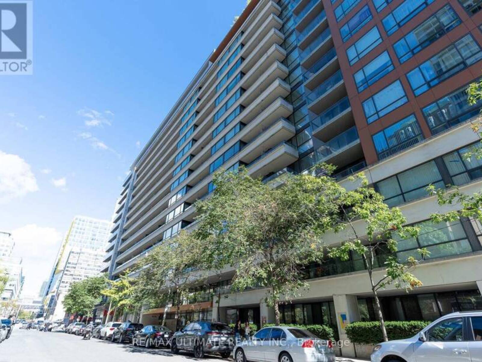 627 - 111 ELIZABETH STREET, Toronto, Ontario M5G 1P7